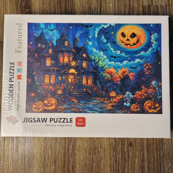 Halloween 1000 Piece Wooden Puzzle Pumpkin Moon Spooky House - Picture 1 of 3